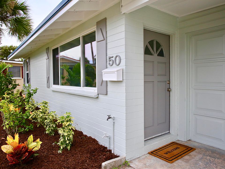 1st image of 50 Poinsettia Dr