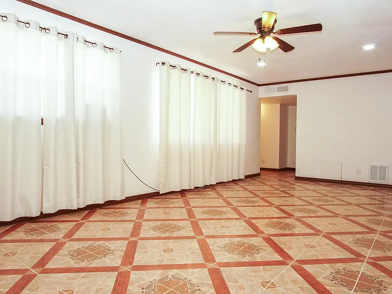 356 Coral Hills Rd — Photo 5