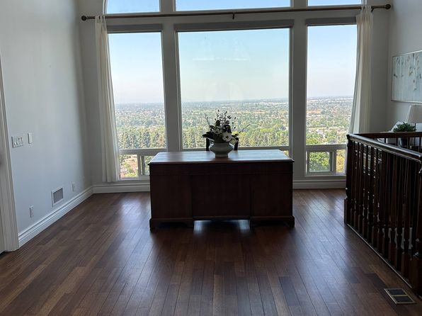 (undisclosed Address)