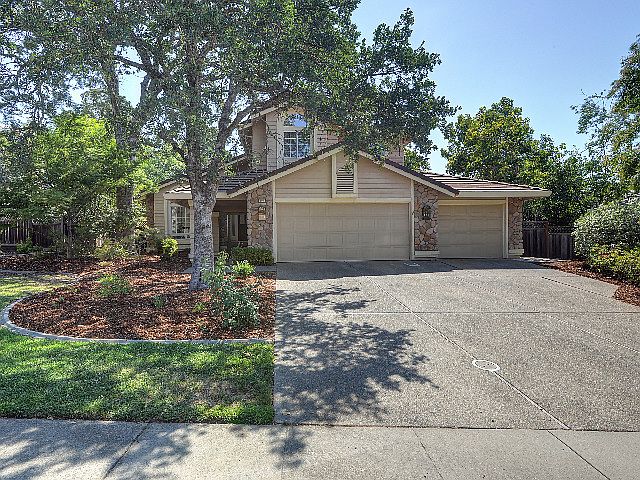 1st image of 104 Pomine Ct