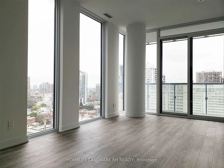 28 Wellesley St E #2204 — Photo 2