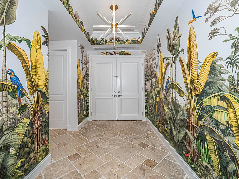 801 N Swim Club Dr #2B — Photo 10
