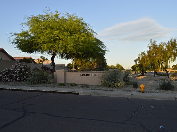 4th image of 9817 W Pontiac Dr