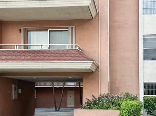 17650 NW 68th Ave APT A2001, Hialeah, FL 33015