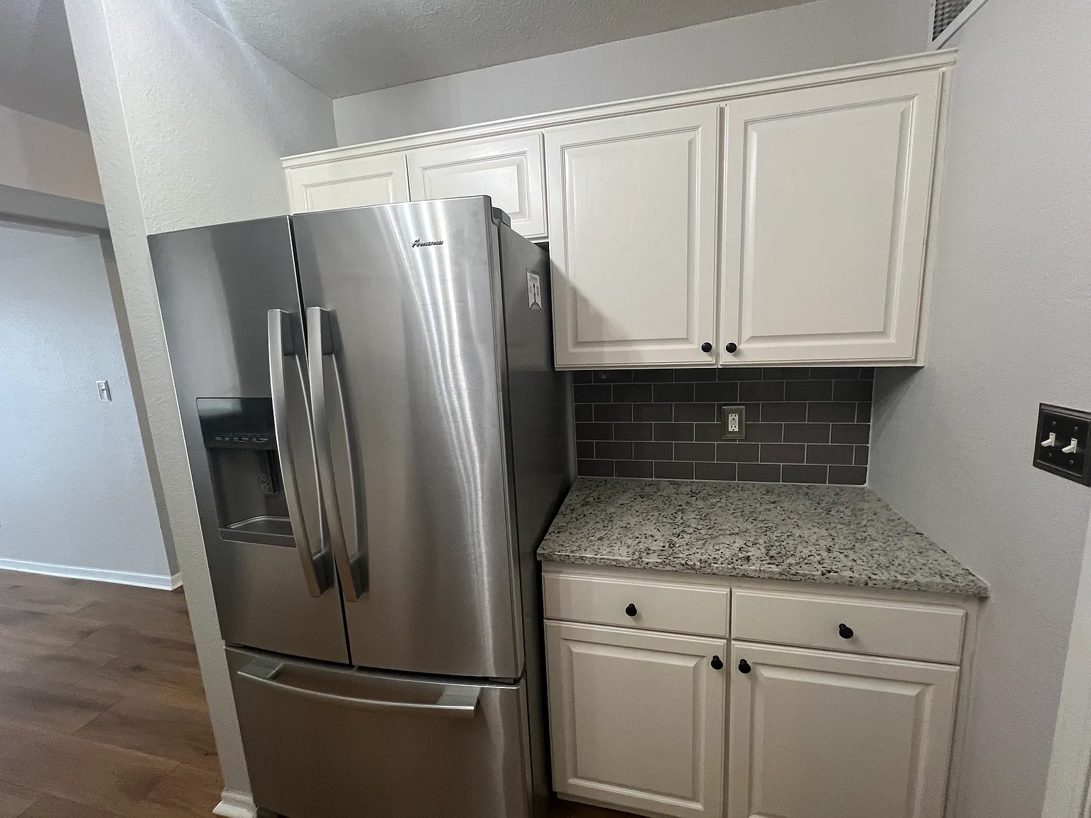 3 bed, 2.5 bath, 1494 sqft, $2,000 — Photo 3