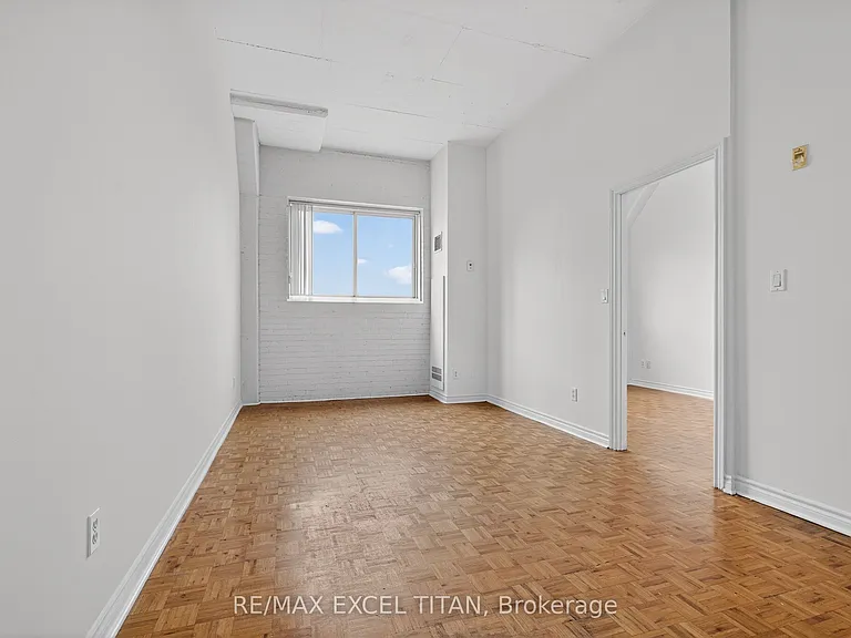 1401 Dupont St #404 — Photo 11