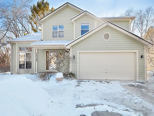 1135 Thornwood Ct photo 1