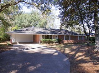 743 Magnolia Wood Ave, Baton Rouge, LA 70808