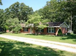 815 N Ridge Rd, Troy, MO 63379