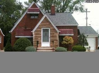 10350 Notabene Dr, Parma Heights, OH 44130