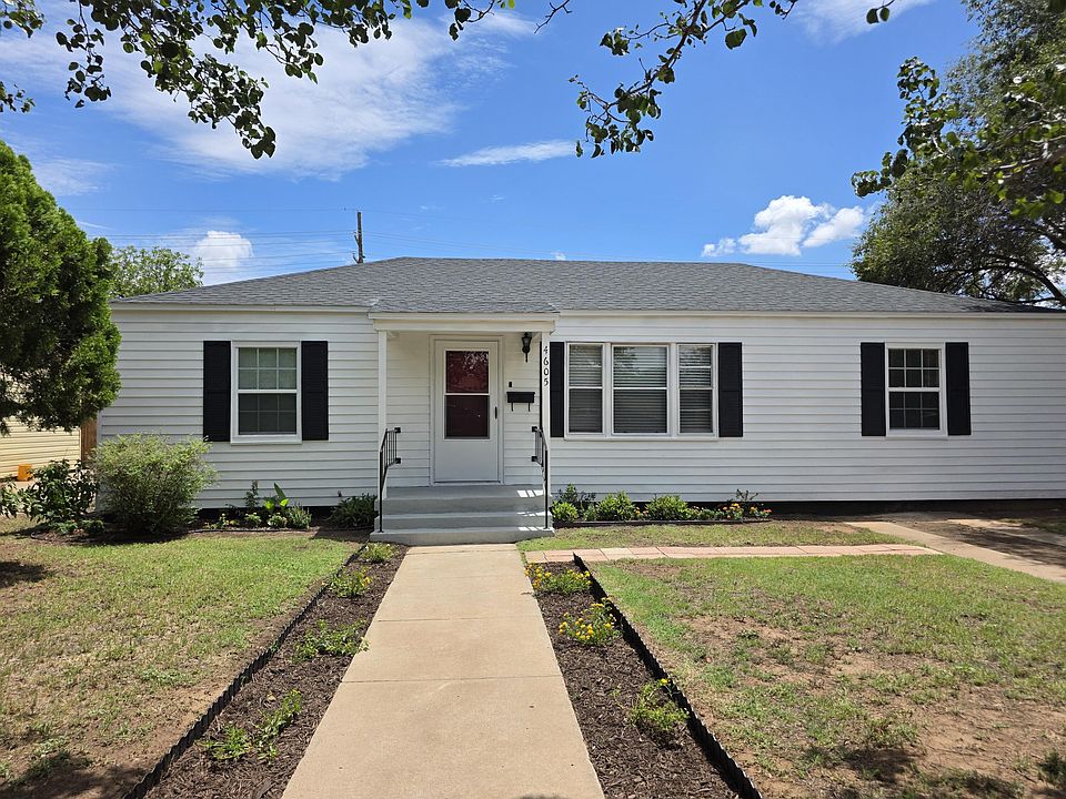 1st image of 4605 32nd St