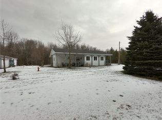 9561 Renshaw Bay Rd, Mannsville, NY 13661