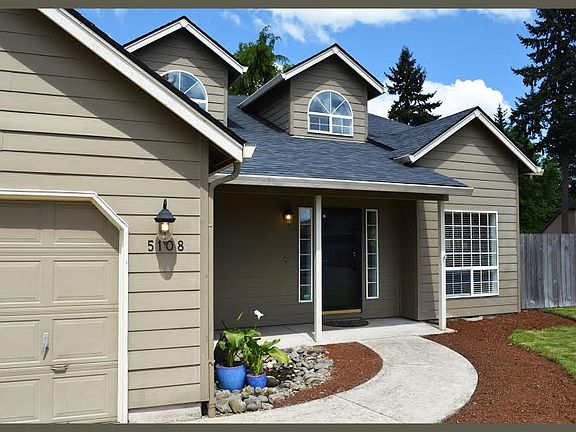 2nd image of 5108 NE Issler St
