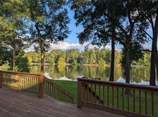 2101 Azalea Cir, Huntsville, TX 77340