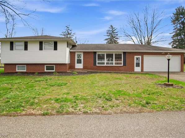 12360 2nd Ave, Trinway, OH 43842