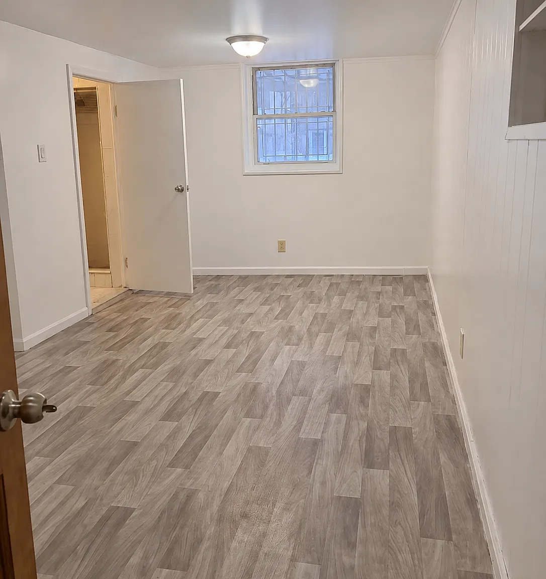 1 bed, 650 sqft, $1,800 — Photo 1