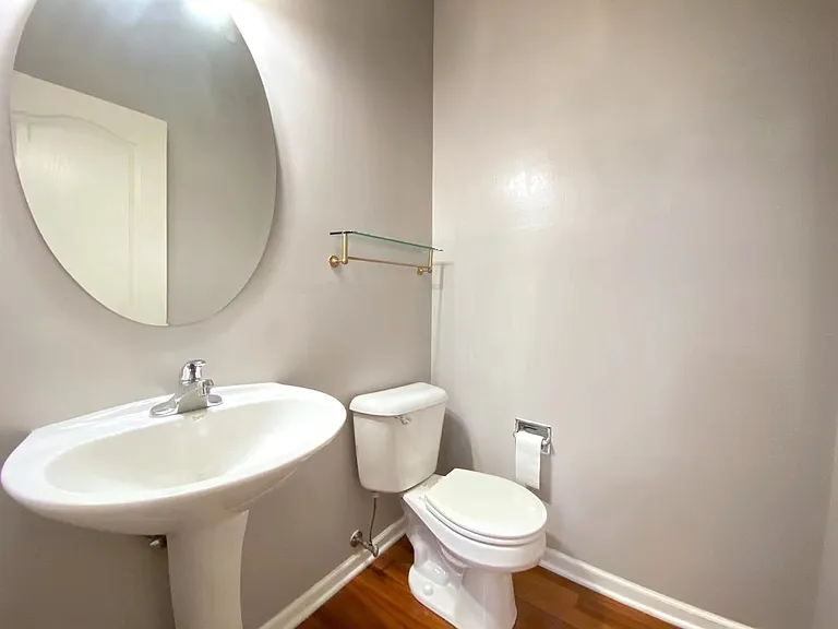 2279 Barrington Dr E #2279 — Photo 7