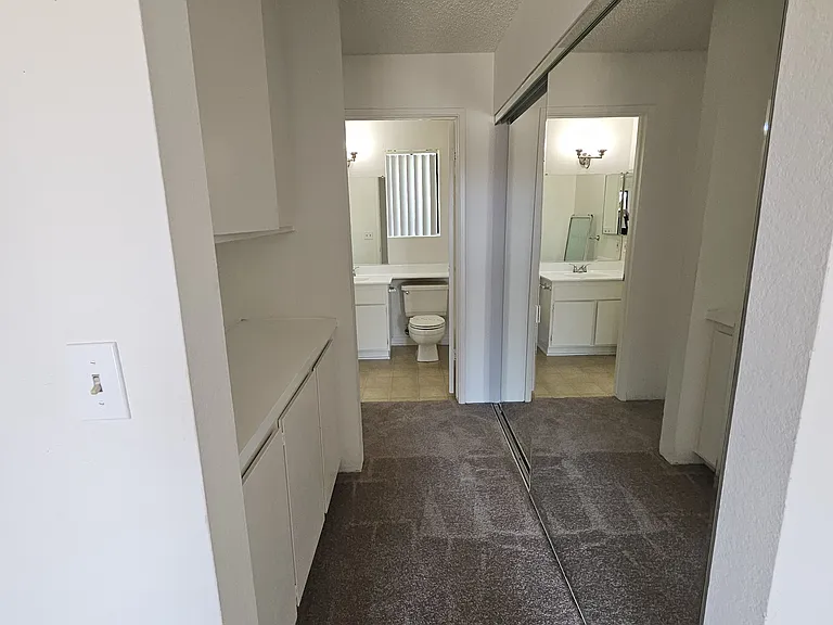 1140 Belmont Ave #4 — Photo 6
