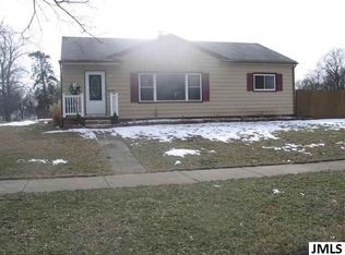 605 Sparks St, Jackson, MI 49202