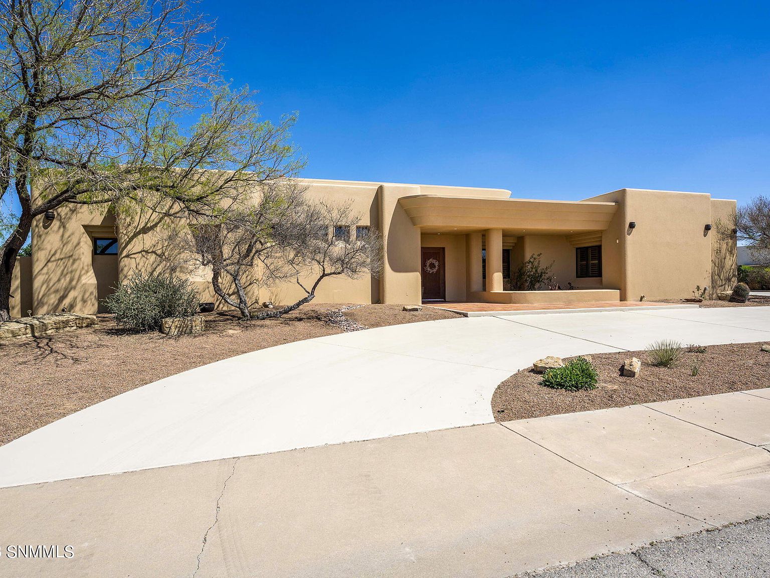 1630 Vista Del Cerro