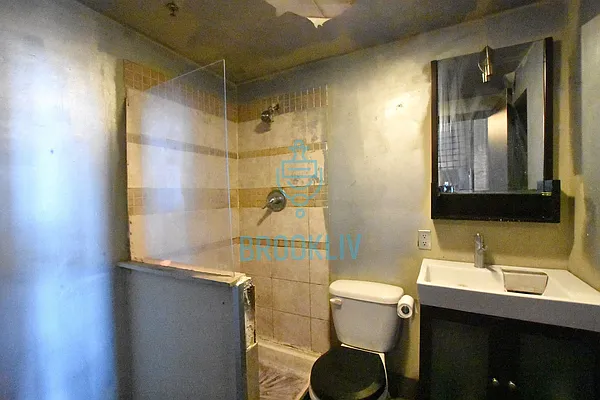 Rented by null | media 52