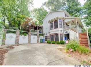 8 Simpson Hollow Rd, Asheville, NC 28803