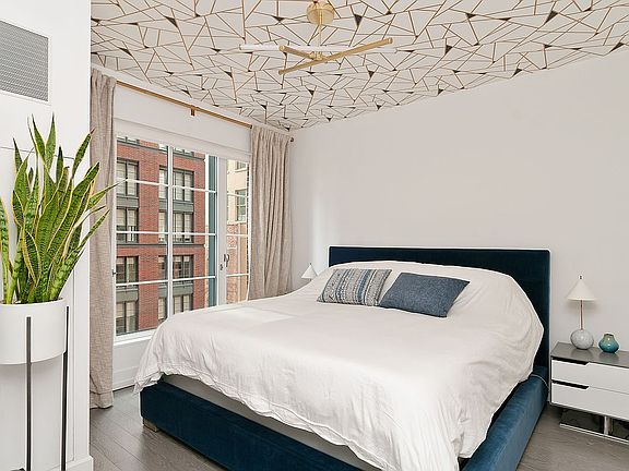 2nd image of 70 Charlton St APT 11G