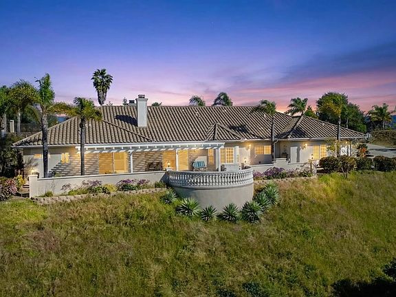 5th image of 4417 Fallsbrae Rd