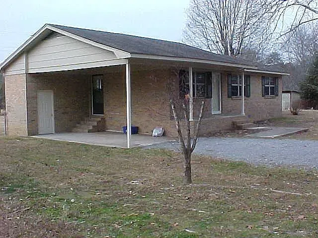 Building Photo - 514 Walker Rd SW