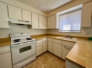 827 NE A St, Grants Pass, OR 97526