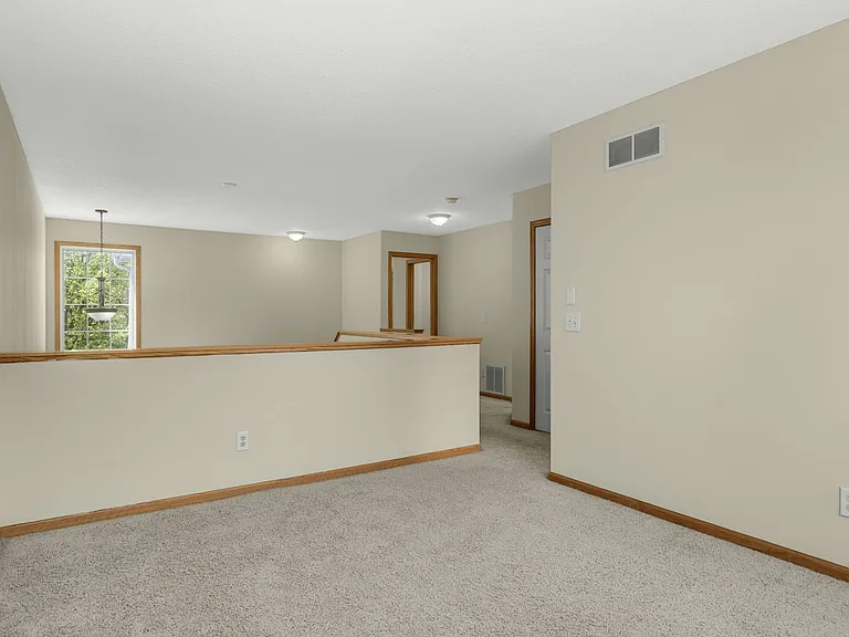 6869 Folkestone Rd — Photo 23