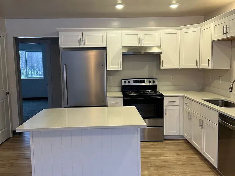 8193 N Mohawk St — Photo 8