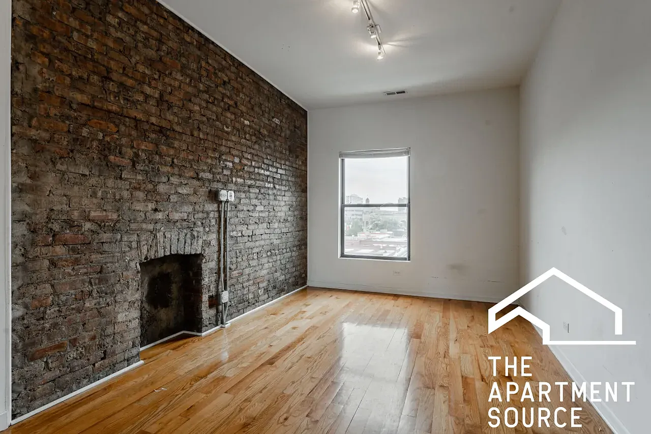 2 bed, 800 sqft, $2,325 — Photo 2