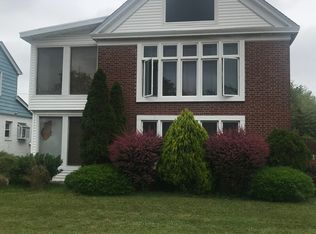 71 Eldridge Ave, Hempstead, NY 11550