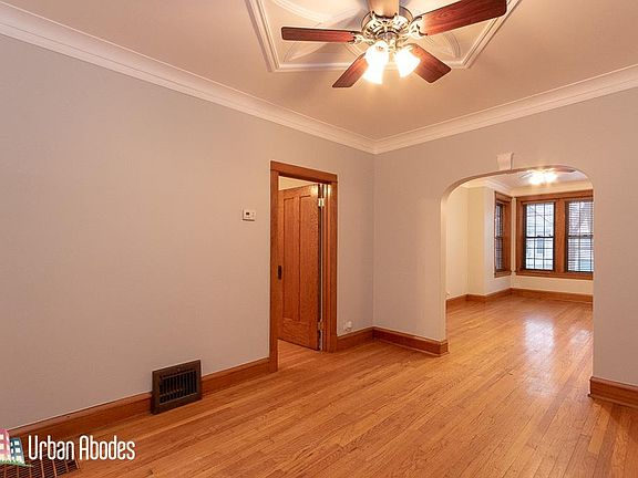 4th image of 3918 N Hermitage Ave #Ua1