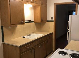 887 S Hillcrest St, Wichita, KS 67218
