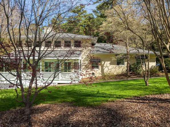 4920 Hermitage Dr, Raleigh, NC 27612