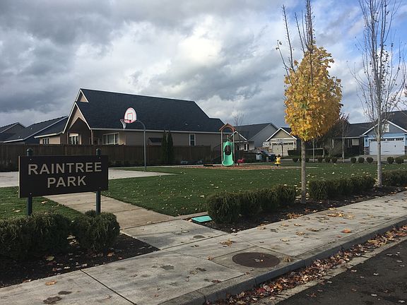 new park at end of the block