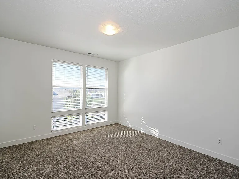 5098 W Putney Hill Rd — Photo 31