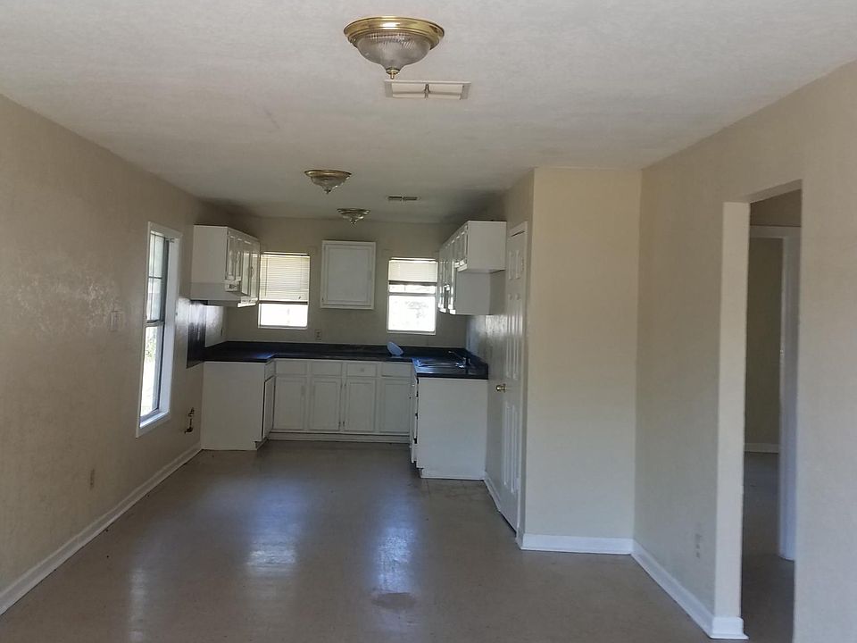 1st image of 1438 Barcelona Dr
