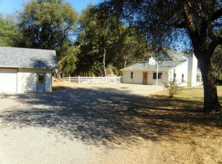 3165 Humphrey Rd, Loomis, CA 95650