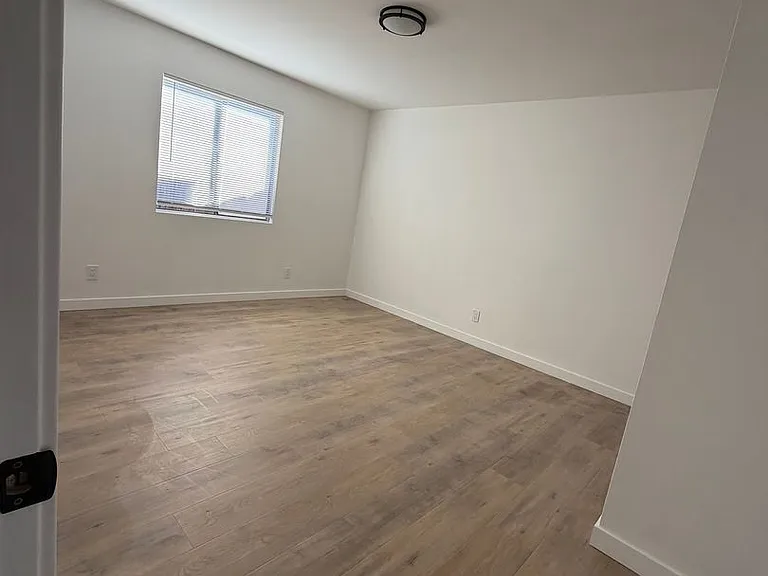 6672 Mesquite Ave — Photo 12