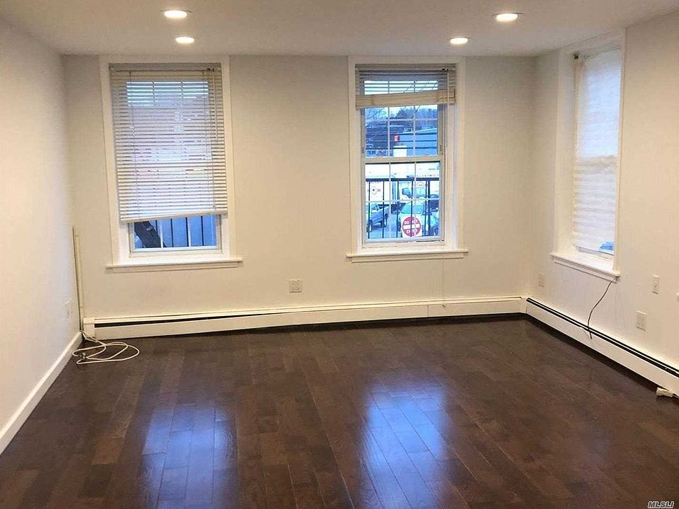 7 Green St APT 2F, Huntington, NY 11743 | Zillow