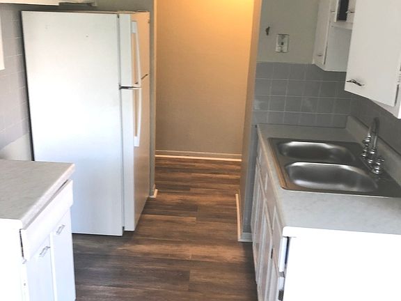 4th image of 5420 N Kenmore Ave APT 504