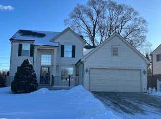 6301 Dexter St, Romulus, MI 48174