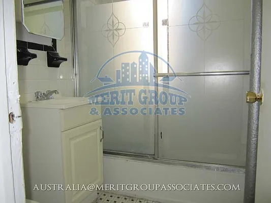 Rented by Merit Group & Associates | media 9