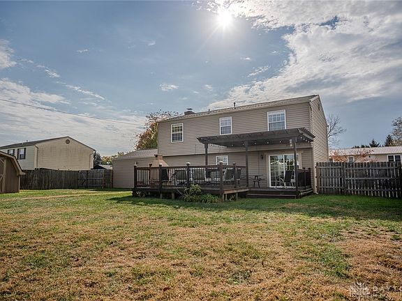 4th image of 1769 El Camino Dr