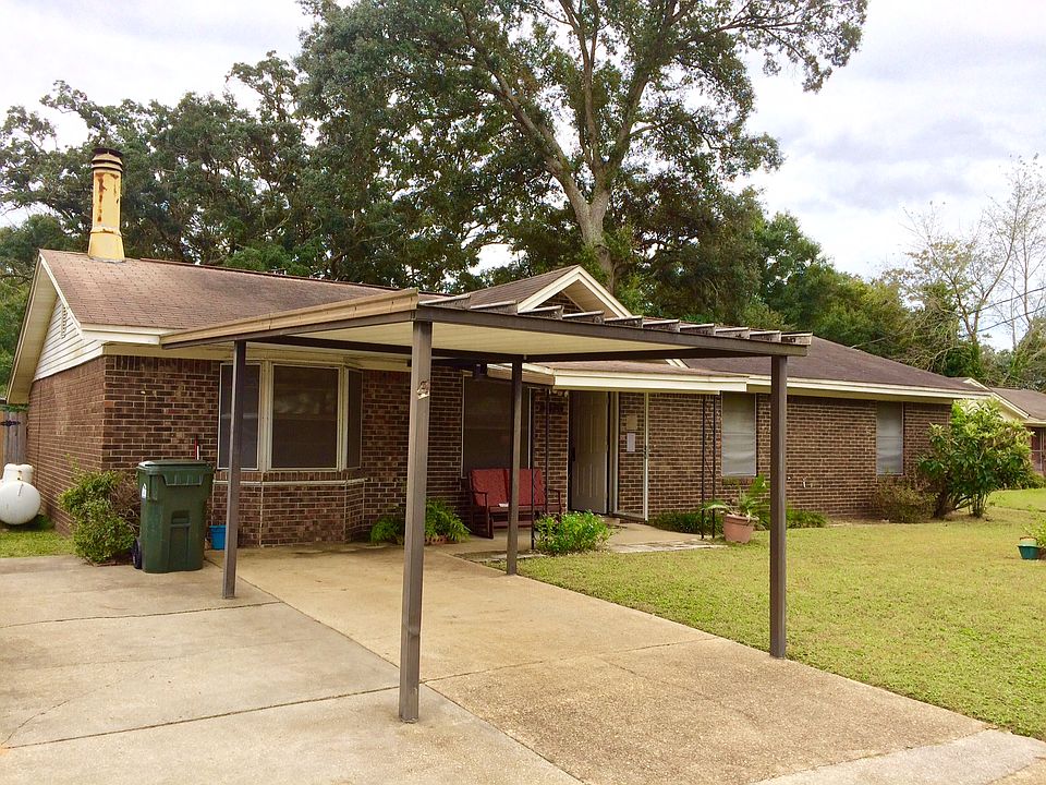 1st image of 3020 Bent Oak Dr