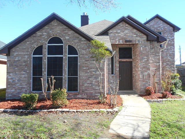 1st image of 2200 Walden Pl