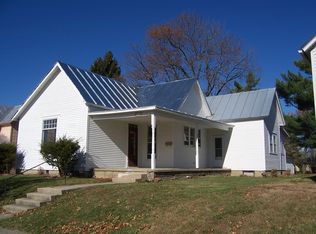 712 W Washington St, Winchester, IN 47394